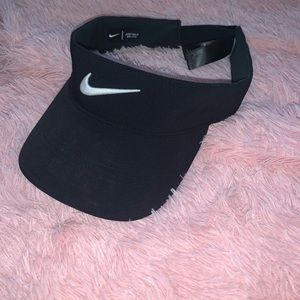 Nike dri-fit black visor - Make an offer! :)